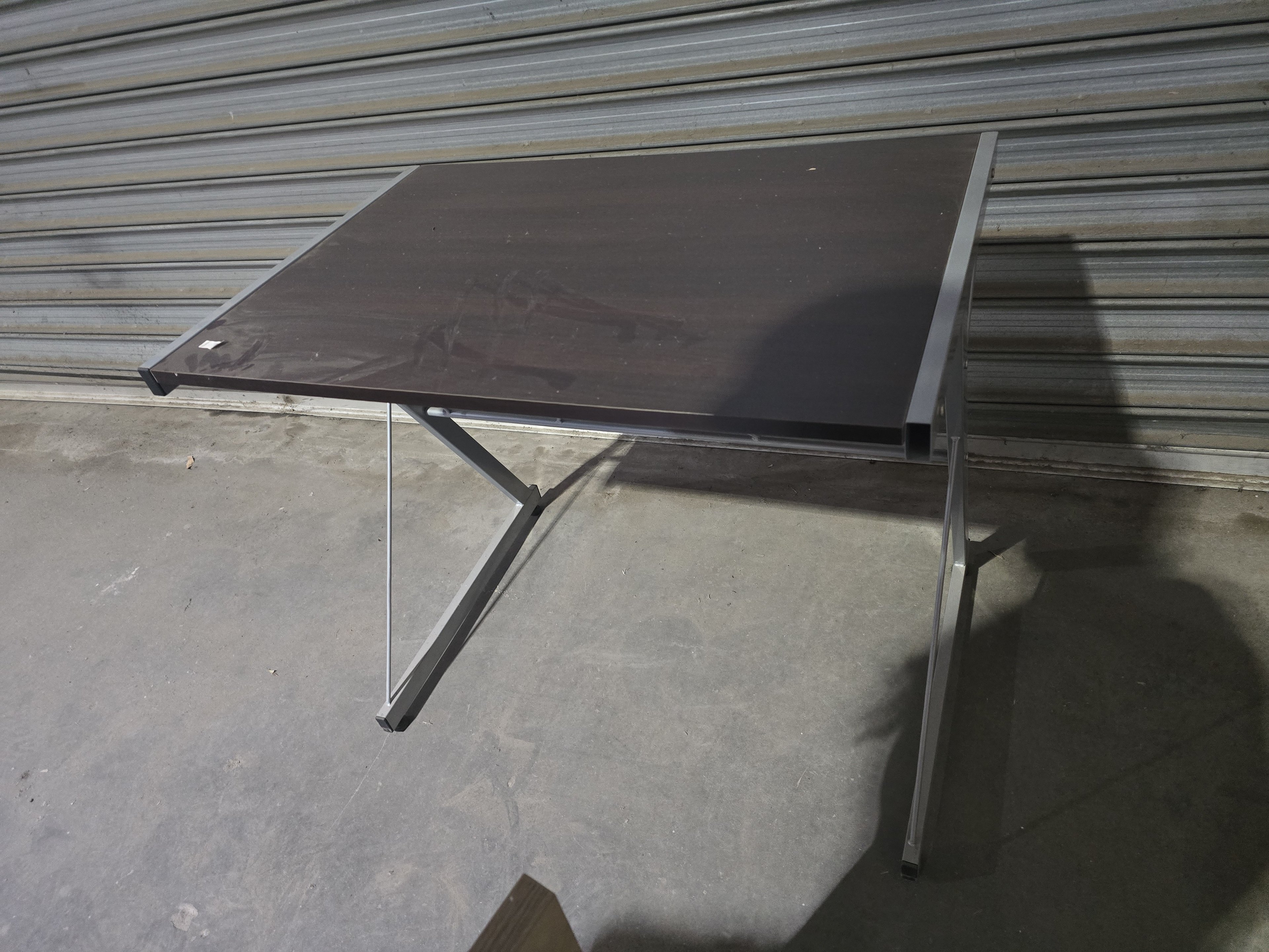 Small computer desk