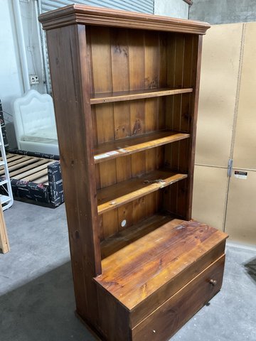 Bookcase with one draw