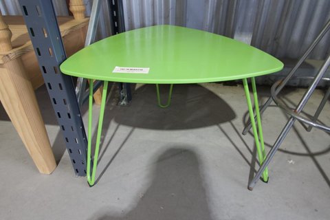 Coffee Table - Sokol Triangle - New - "Green - New" "Green - New"
