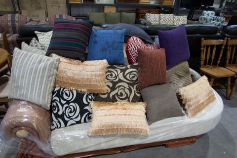 Throw Cushion