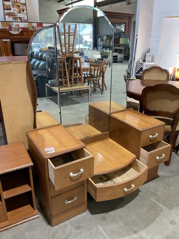 Thumbnail for Vintage Dressing Table Layerd Drawers with Large Mirror - 2