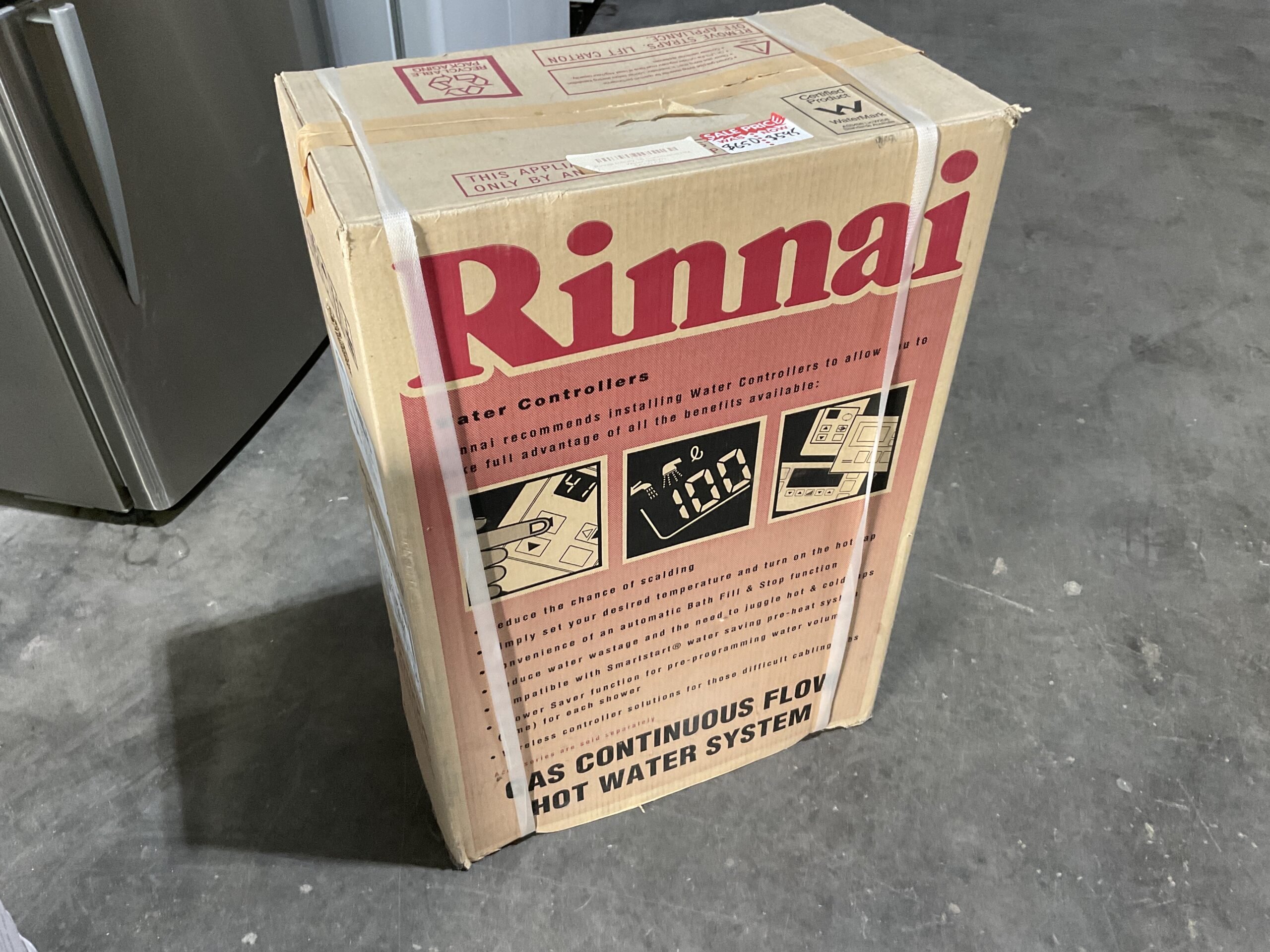 Rinnai Infinity 16l Continuous Gas Hot Water - In Box