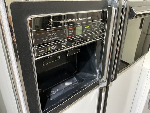 Fridge & Freezer - GE Side by Side with Drink Door