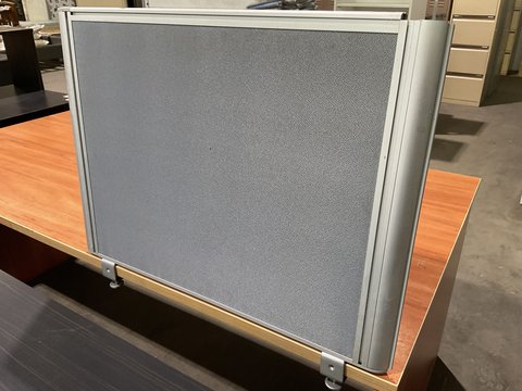 Privacy Screen - Desk Attachment