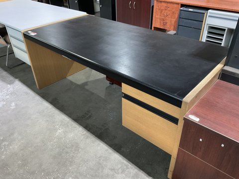 Thumbnail for Straight Desk - Vinyl Top with Drawers 1835x900 - 2
