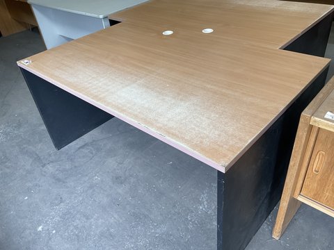 Thumbnail for Straight Desk - 1500x900 Beech/Ironstone - 4