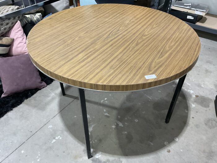 Laminated Circle Table